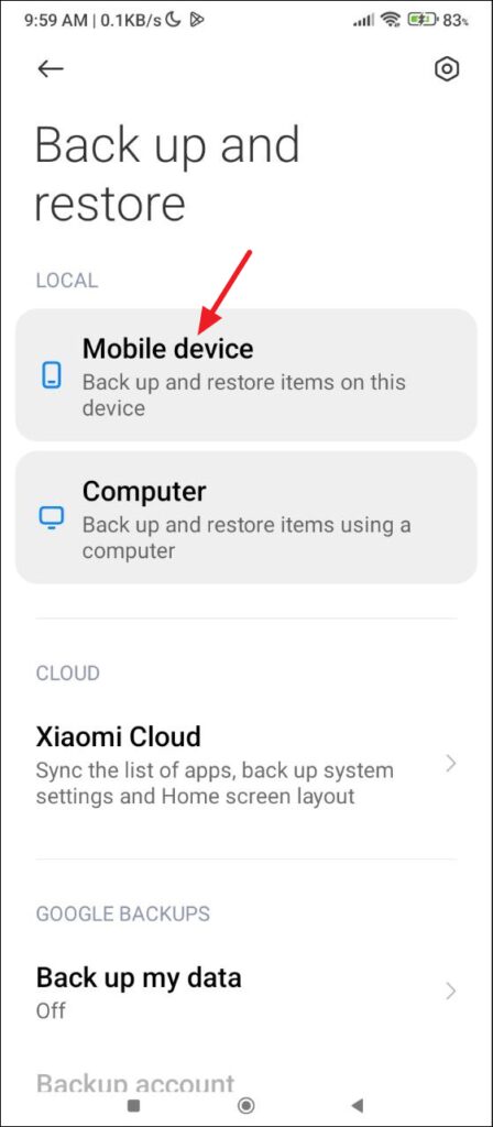 در صفحه «Backup and Restore»، روی «Mobile device» ضربه بزنید و پینی را که برای قفل کردن دستگاه استفاده می‌کنید وارد کنید.