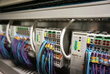 کاربرد PLC در صنعت