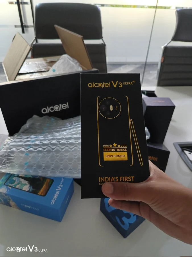 آلکاتل  V3 Ultra